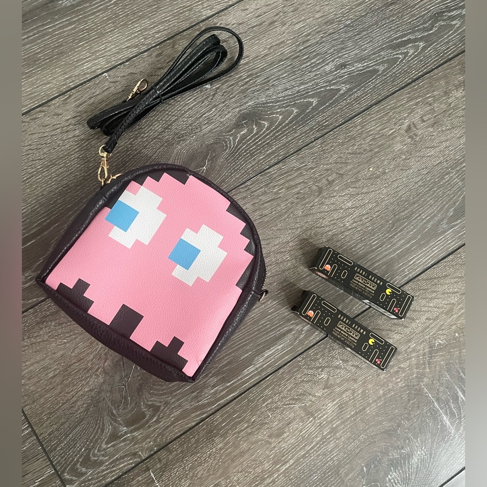 Bobbi Brown x PACMAN limited edition! Pink Ghost Crossbody Bag +2 lipsticks-new